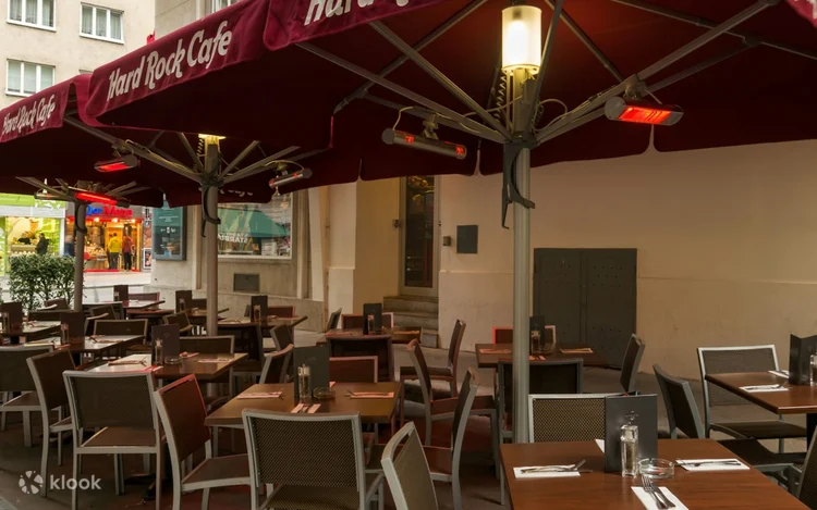 Hard Rock Cafe Vienna dining experience with set menu